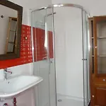 Проживание в семье Privada Confortavel Com Piscina Em Сан-Мартинью-ду-Порту