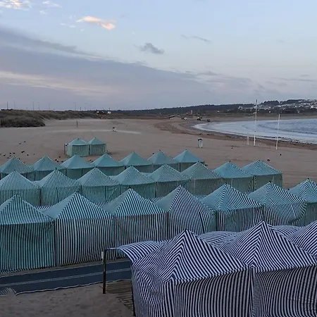 Quarto em Acomodações Particulares Na Casa Da Andreia São Martinho do Porto