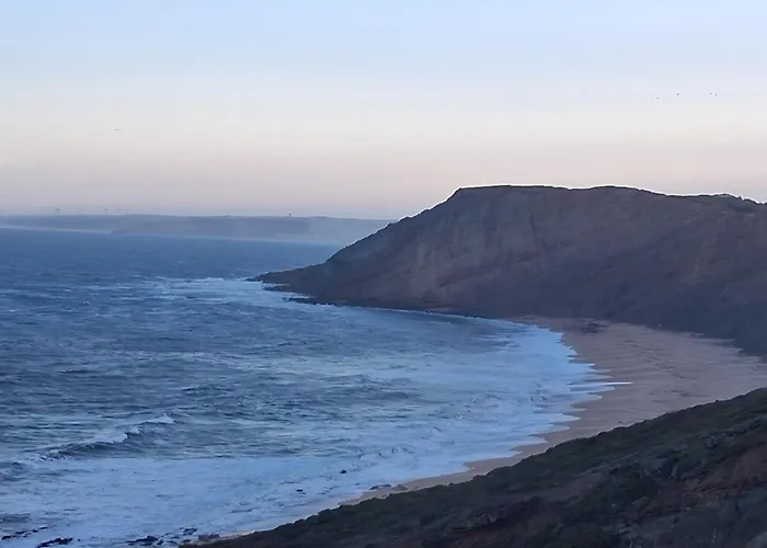 Na Casa Da Andreia Homestay *